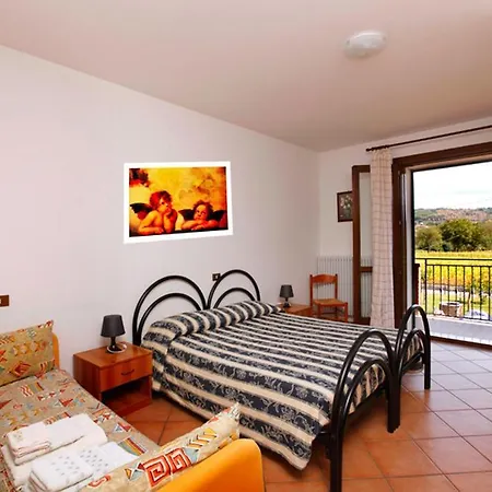 בית כפרי Azienda Agrituristica Pericle מונטלה